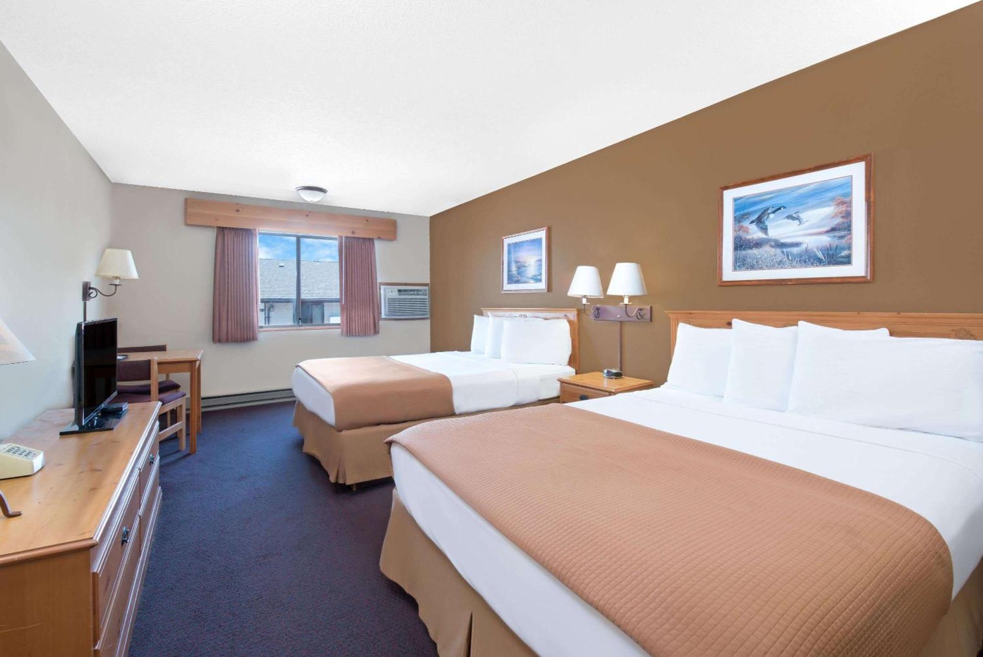 Hotel Super 8 By Wyndham Chamberlain Sd Exterior foto